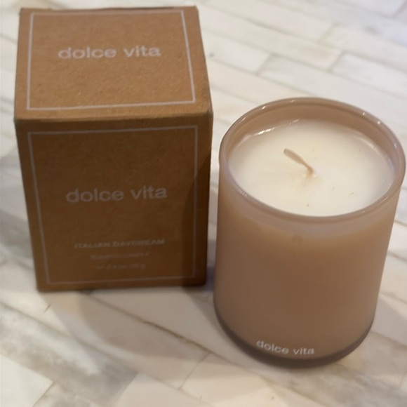 Dolce Vita Mini Soy Italian Daydream 2.5 oz. Candle New in Box - Picture 2 of 9